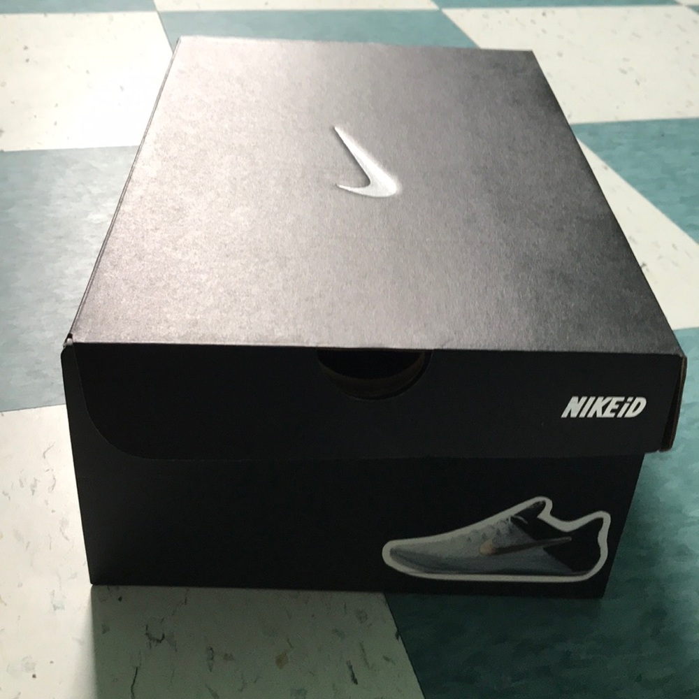 Kobe limited Nike id - Picture 4 of 4